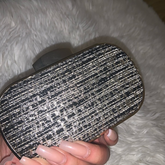 Black & silver Express Clutch with gold trimming - Picture 8 of 8